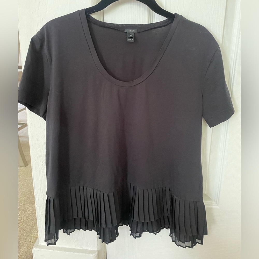 J.Crew Black Short Sleeve Pleat Ruffled Hem Top Size xs